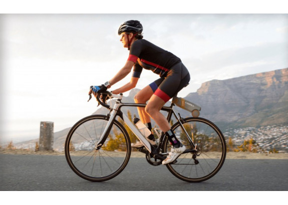 Smart helmets for road cycling: Safety at high speeds