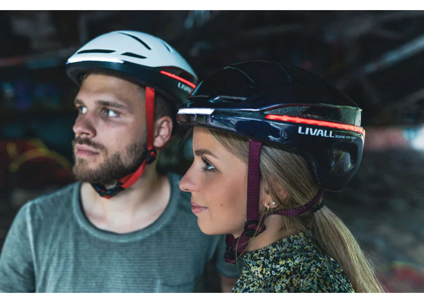 The Most Advanced Smart Helmets for Urban Mobility